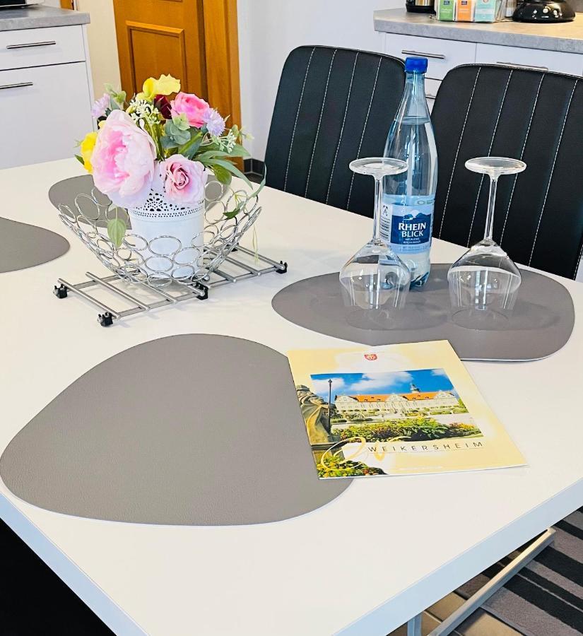 Ferienwohnung Marina An Der Romantischen Strasse ヴァイカースハイム エクステリア 写真