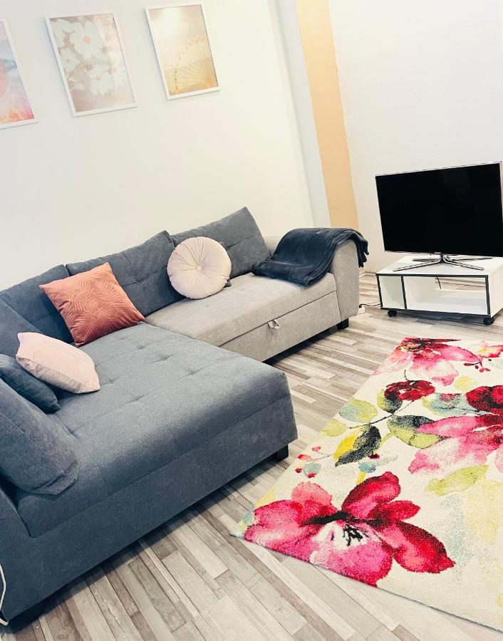 Ferienwohnung Marina An Der Romantischen Strasse ヴァイカースハイム エクステリア 写真