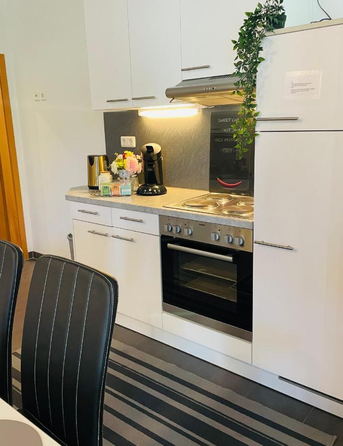 Ferienwohnung Marina An Der Romantischen Strasse ヴァイカースハイム エクステリア 写真